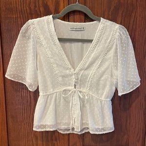 Abercrombie & Fitch XS Off white short sleeve blouse